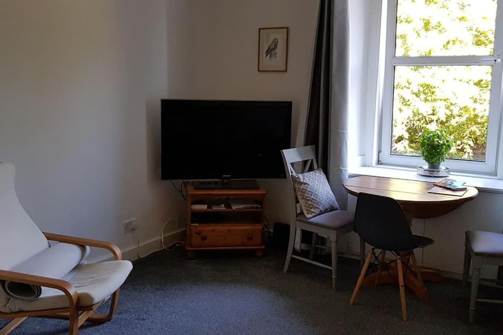 אדינבורו Nice Central Flat Walk To Princes Streetroyal Mile מראה חיצוני תמונה